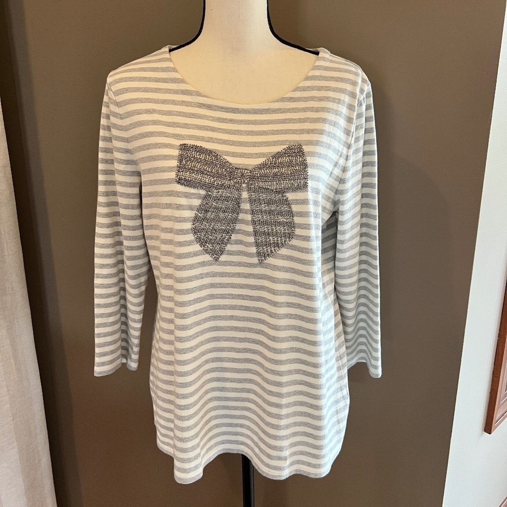 Talbots Gray & White Striped, Small raised Bow Studs, 3/4 Sleeve, Size Large - Picture 2 of 9